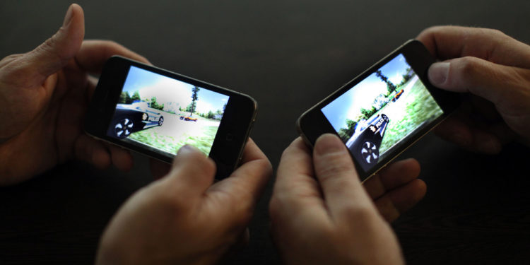 Need For Speed Hot Pursuit iPhone Launch