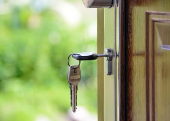door with keys