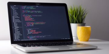 HackerOne Cookie leak allows access to vulnerability reports