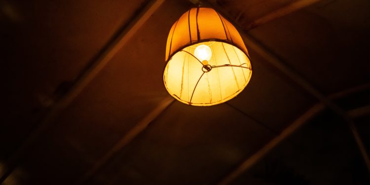 Philips Smart Light bug allows hopping to devices on network