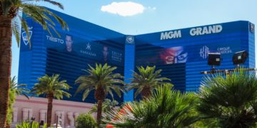 MGM hotel guests face data leak