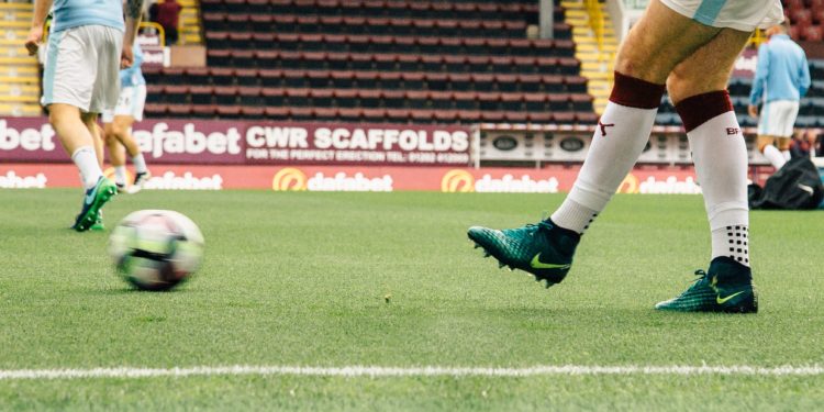 Cybercriminals may take advantage of football fans streaming Premier League games