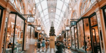 Shopping arcade