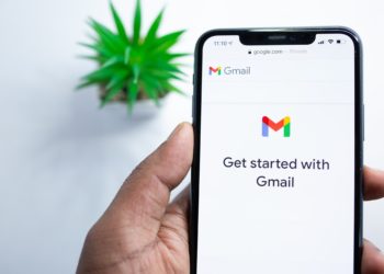 Gmail on smartphone