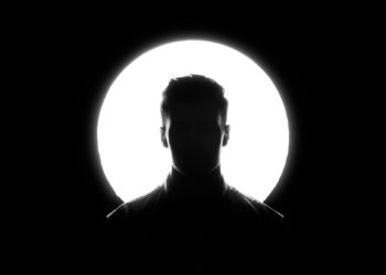 Silhouette of a male's head
