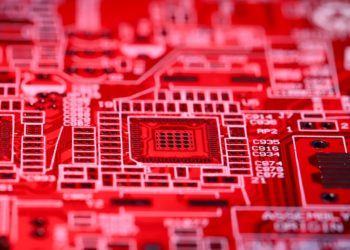 Engineer punished for reporting data leak