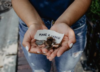 hands offering money