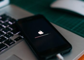 iPhone updating on laptop
