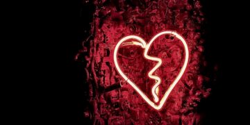 Transparent Tribe APT weaponising Android messaging apps to target officials in India and Pakistan with romance scams